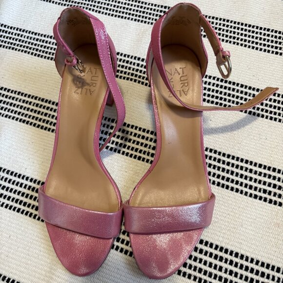 Naturalizer Vera 8.5M Pink Strappy Leather Heels - Picture 2 of 16